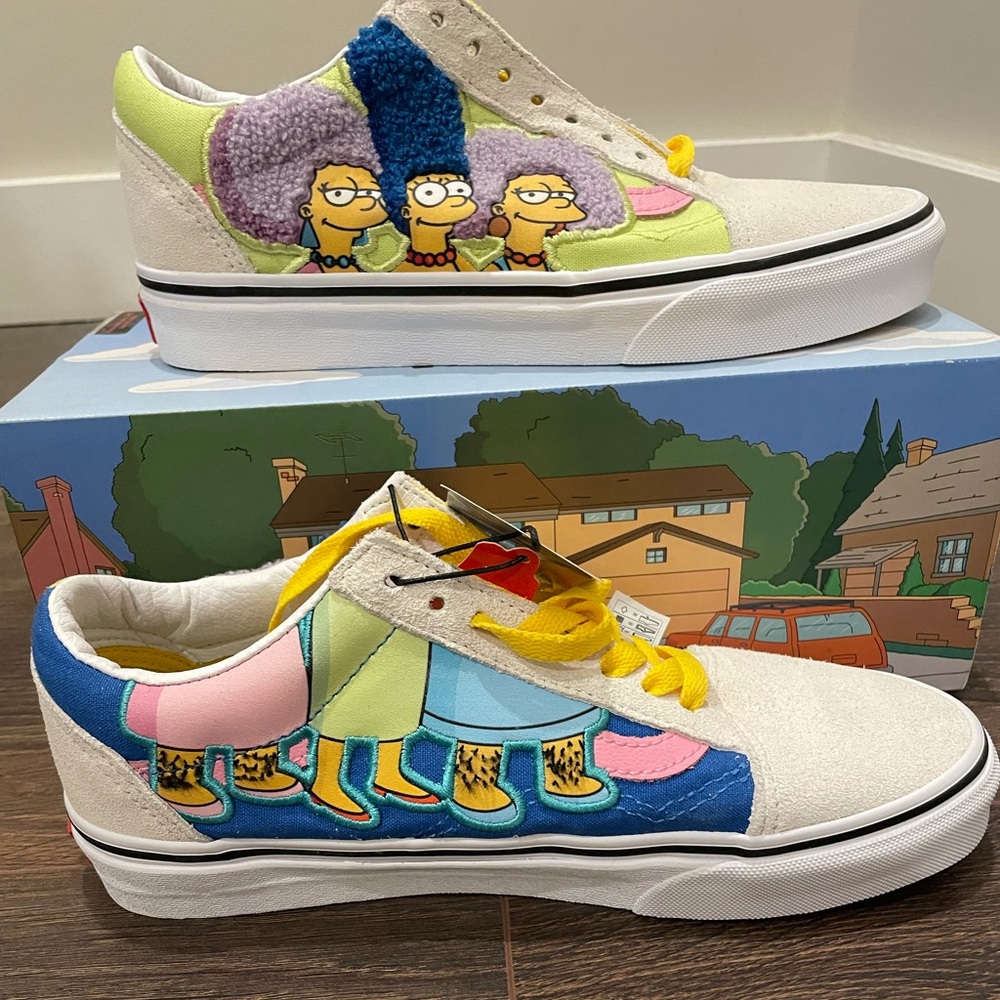 Vans X the Simpsons- The Bouviers VN0A4BV521